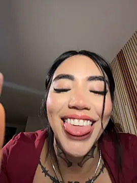 Nickiiiii - tiket show 16 SQUIRT + SUCK+ ANAL