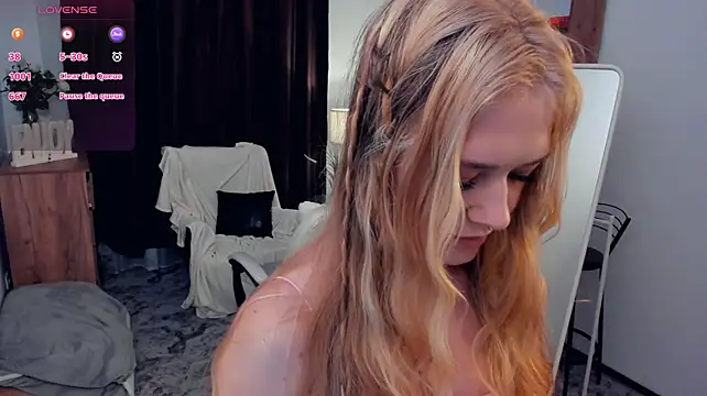 AleneHayek - suck finger hehe
