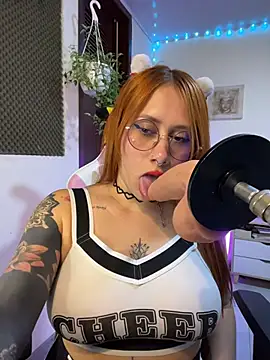 Luna_Paris_ - oily boobs + ahegao face