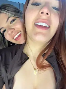 AngelBlushXXX - LESBIAN KISS IN PUBLIC💋💦