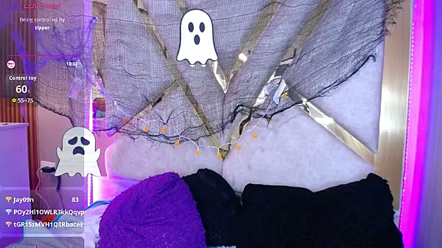 Atenea_Smith1 - Show ass in doggy + spanks x 5
