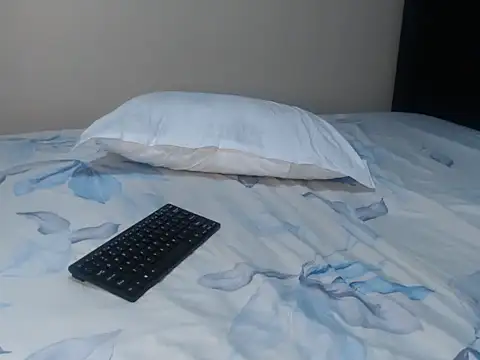 cocoa_devines' Live XXX Chat