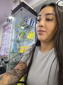 Hannahoff - naked in toilet 😈🥵