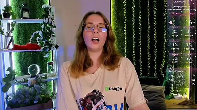 Evalora_vei - fuck tits with ddildo
