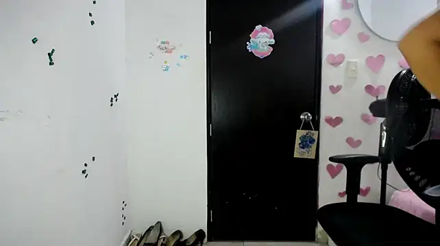Kiara_tits - 10 minutos lovense