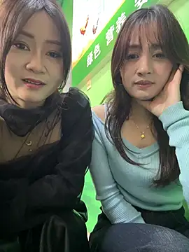 Huihui_520 - 撞到下巴痛痛，哥哥心疼宝宝