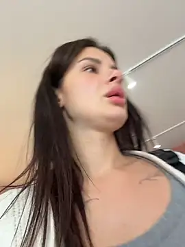 MiraReach - Masturbate pussy 👅