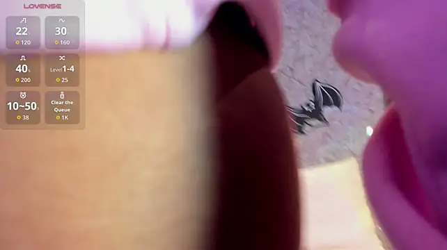 LuciaWallace - oil and insert (anal plug)