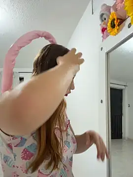 AliciaWhite_nt - camel toy
