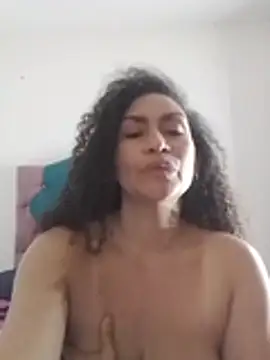 Paulett15 - Show tits