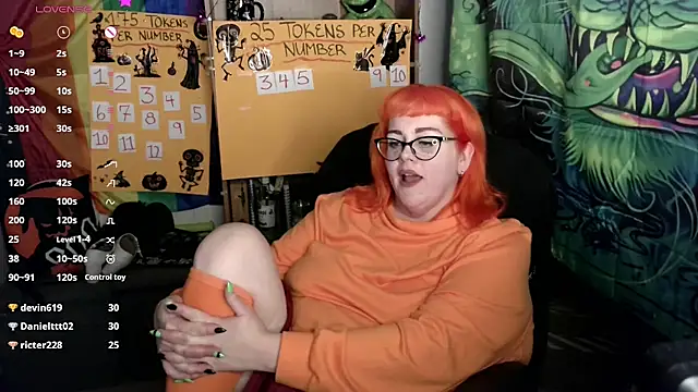 Kinky_Witch - Dildo BJ