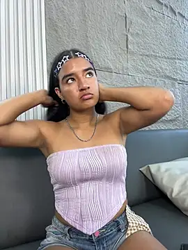 Almilu - flash ass show👀👀👀