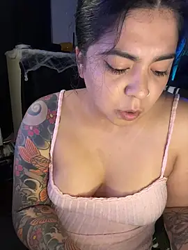 Kimmiakiss22 - Make Me Wet