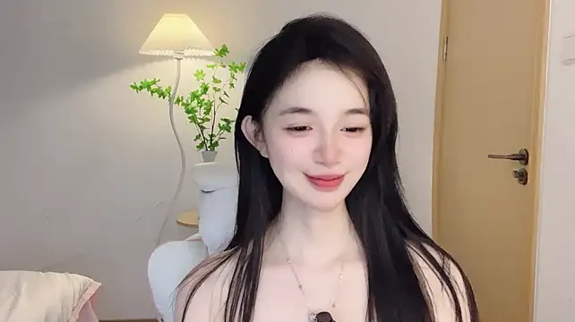 Annie-3 - 泡泡抹香肩 涂美胸 小粉控制3min