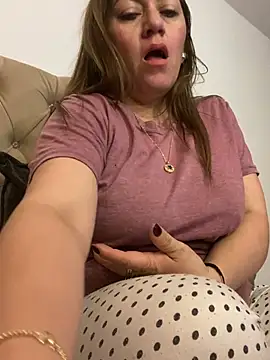 SCARLET-20 - Flash ass + flash pussy🥰