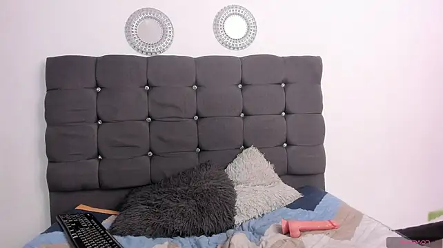 Amapola_magical - 1 fingers pussy ✌