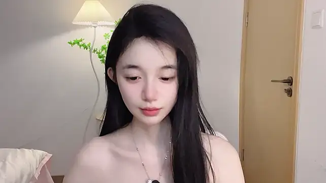 Annie-3 - 泡泡抹香肩 涂美胸 小粉控制3min