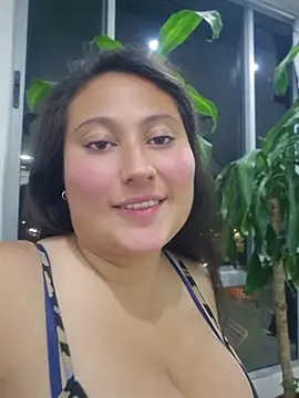 Celeem_ - Sucking my tits 🍋🍋