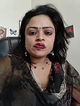 Pinky-2 - Oiling My Sexy Pussy Hole