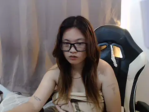 Honey_asian69 - MAKE MY DAY SPEACIAL FOR BDAY GIRL