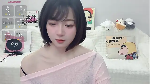 Lucy-8 - 透透衣服+乳夹（脱奶罩）2分钟控制