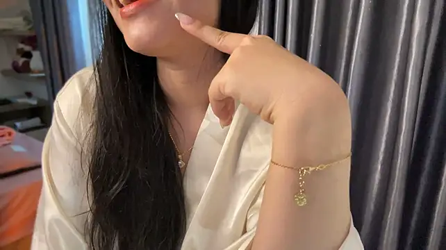 _Cam_baby - tease me wet
