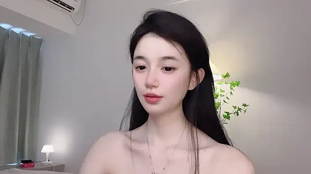 Annie-3 - 泡泡抹香肩 涂美胸 小粉控制3min