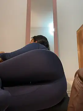 Kim_monti - riding a black cock
