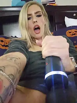 Ellieconradxo - Get me wet and tits out