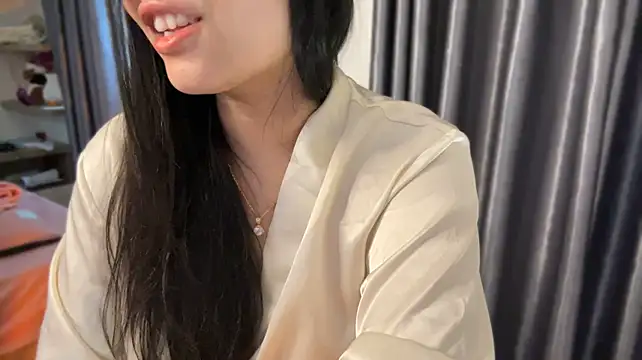 _Cam_baby - tease me wet