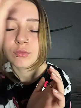 KiraSakura - HARD SPANK BIG ASS