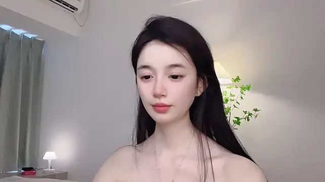 Annie-3 - 泡泡抹香肩 涂美胸 小粉控制3min
