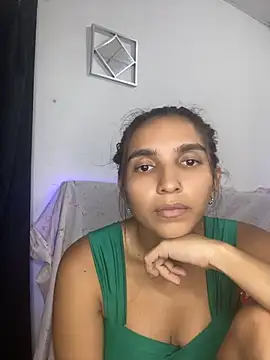 Xbby-Love-BJ - FISTING VAGINA
