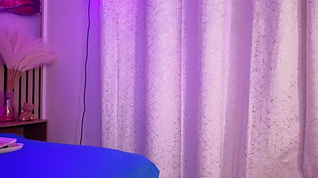 Chloe_Abby