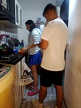 Kingofqueenxxx - I suck his cock.