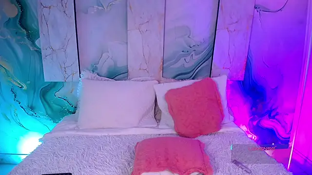 MylaDreams - show boobs