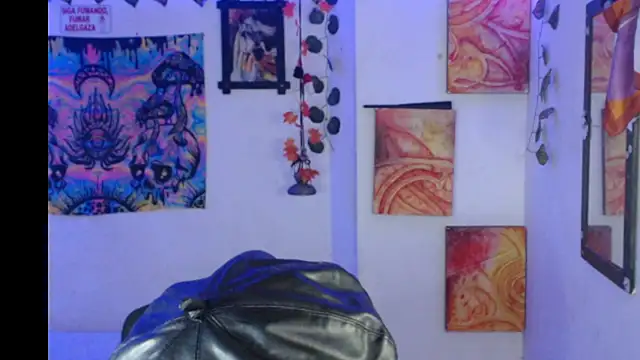 Bastethott - squirt or cum?