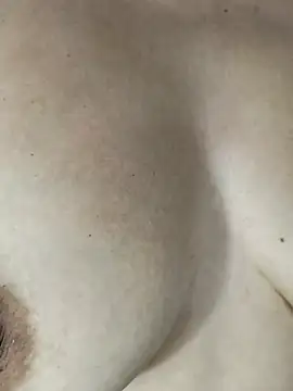 UnaCoppiaCalda - BQT+ NUA+ÓLEO NA BUNDA/BJ+NAKED+OIL ASS