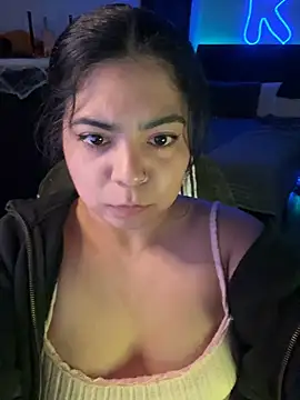 Kimmiakiss22 - Make Me Wet