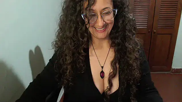 Victoria_Prince - oil boobs
