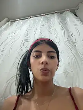 Baby_Niels - My neighbor masturbates me