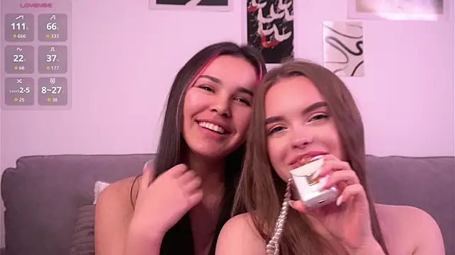 Mellywow - make mellys boobs wet