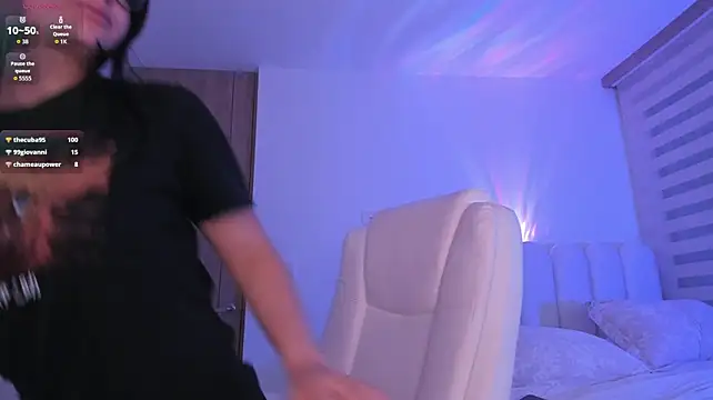 Soyccherry_ - break the pantyhose and get naked