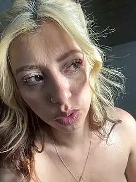 NAOMI_WHITE1 - DOUBLE PENETRATION 😈🔥💦🍑🍒