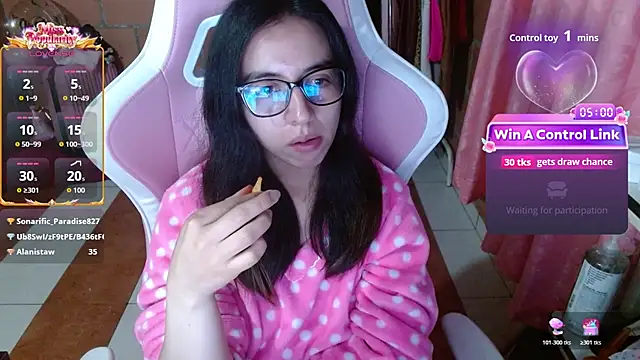 Maggie_Fox3 - SHOW CUM