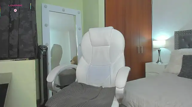 Kyllie_B - make my pussy really wet