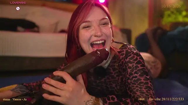 Vse_sukki - naked doggy
