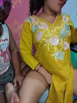 PUNJABICOUPLE09