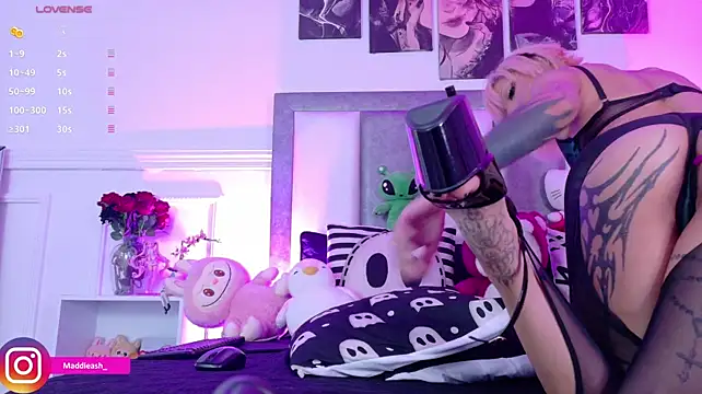 MadieAsh - Show! DP, Pussy Play & Squirt Explosion