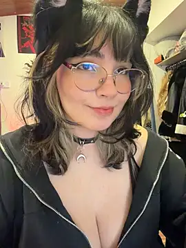 Poisonissa - doggy tease from side